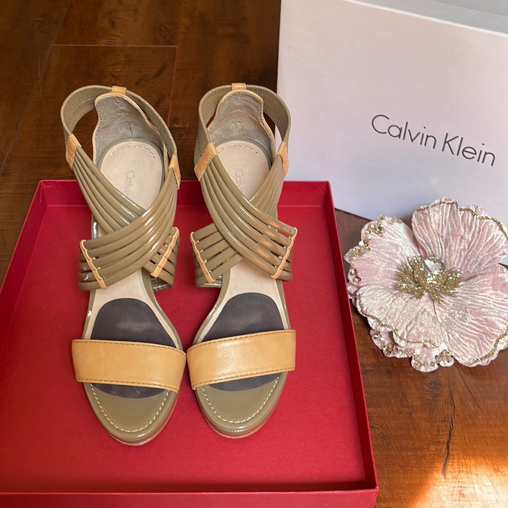 Calvin Klein Vira Patent/Vachetta Sandals